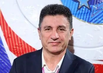 درددل های تلخ امیر قلعه نویی: همه روزهایی که مادرم زنده بود خاطره است / از وقتی مادرم درگذشت دیگر عیدی نگرفتم / تنها موندم خیلی