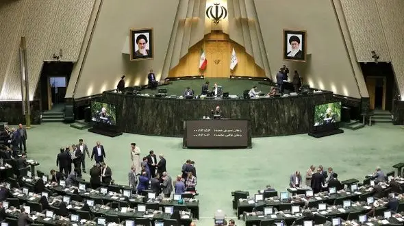 اسامی ۷۰ نماینده مجلس که سلاح هسته‌ای می خواهند!