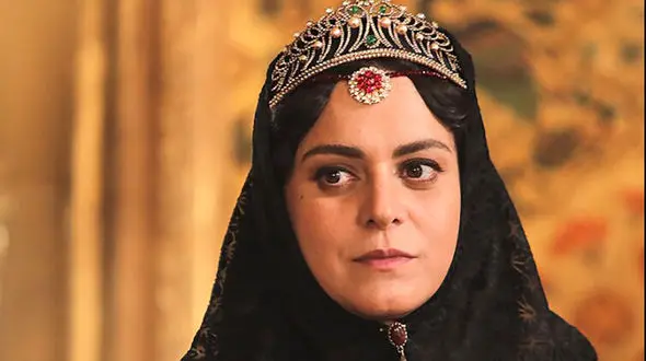 مادرم مرا در لباس عروس ندید ! / مادر غزل شاکری دل همه را خون کرد ! + بیوگرافی فرشته طائرپور و عکس ها