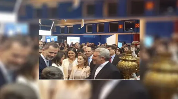 پادشاه و ملکه اسپانیا از یک غرفه ایرانی بازدید کردند