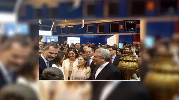 پادشاه و ملکه اسپانیا از یک غرفه ایرانی بازدید کردند