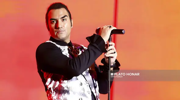 خواندن رضا یزدانی در افعی تهران + فیلم