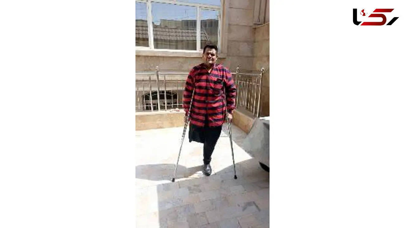 شوخی عجیب دانش آموزان که برای آقای مدیر آرزو شد / داستان تلخ قطع شدن پای مدیر مهربان مدرسه + عکس