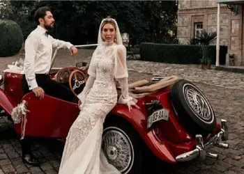 عکس ها / رونمایی از لباس عروس ملکه وار  مینا مختاری در اولین سالگرد ازدواجش با بهرام رادان/ یک سال پیش عهد بستیم که عشق را از از نو تعریف کنیم ...