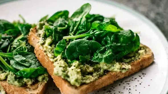 تاثیر منفی صبحانه نخوردن مثل صبحانه ناسالم خوردن است