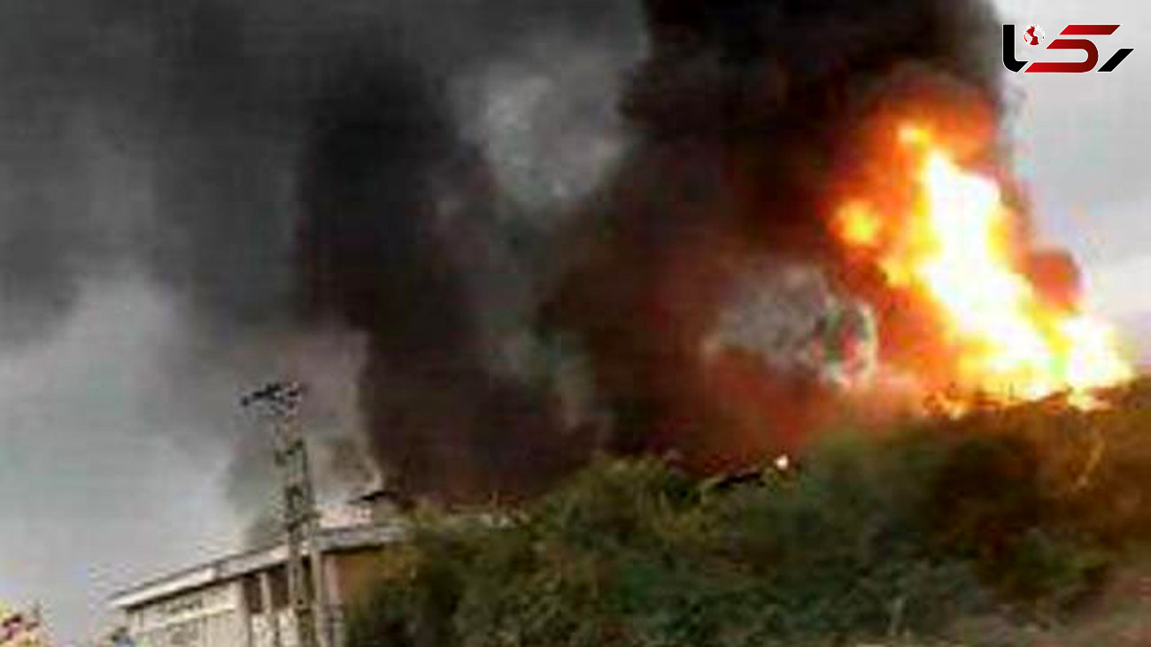 آتش سوزی در کارخانه کاراپلاستیک منطقه ویژه اقتصادی سیرجان