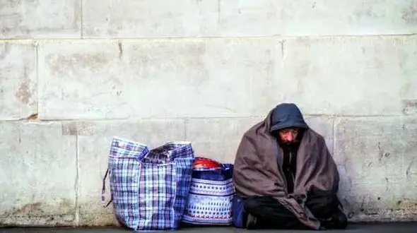 هیچ مسئولی مسئولیت بی خانمان ها را گردن نگرفت!