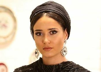 فیلم آواز باشکوه پریناز ایزدیار با آهنگ ویگن ! / یک شب که تار گیسویت + موزیک ویدیو