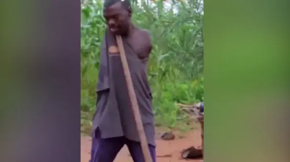 زندگی کشاورزی که دستانش قطع شده است + فیلم