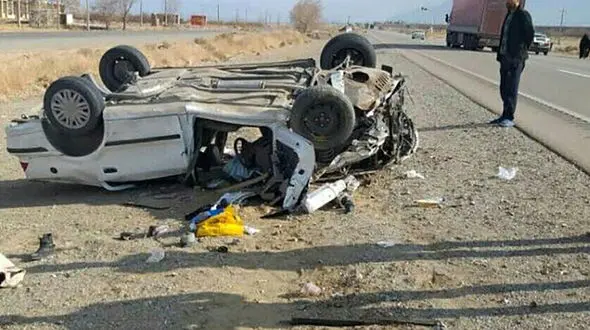 4 کشته و مصدوم در پی واژگونی خودرو سواری / حال مصدومان وخیم است