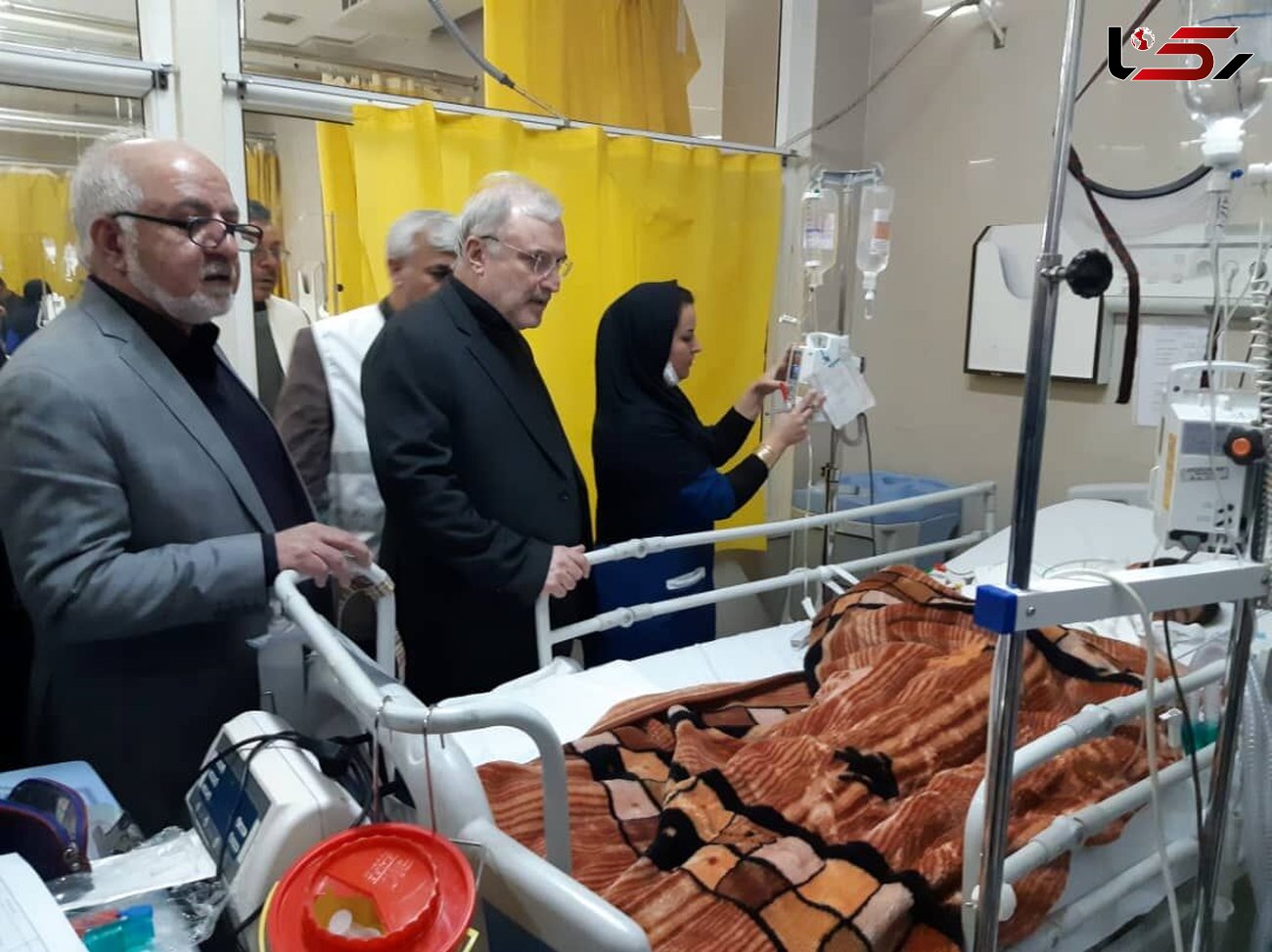 عیادت وزیر بهداشت از مصدومان حادثه تشییع شهید سردار سلیمانی 