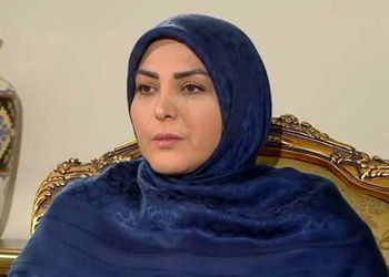 انتقاد تند سعید عزیزی کارشناس تلویزیون از “خانم‌های خوشگل” / واکنش شاکیانه المیرا شریفی‌مقدم