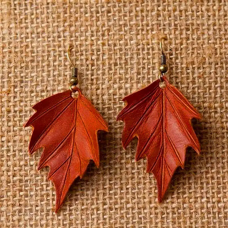 گوشواره‌های چوبی  عکسها