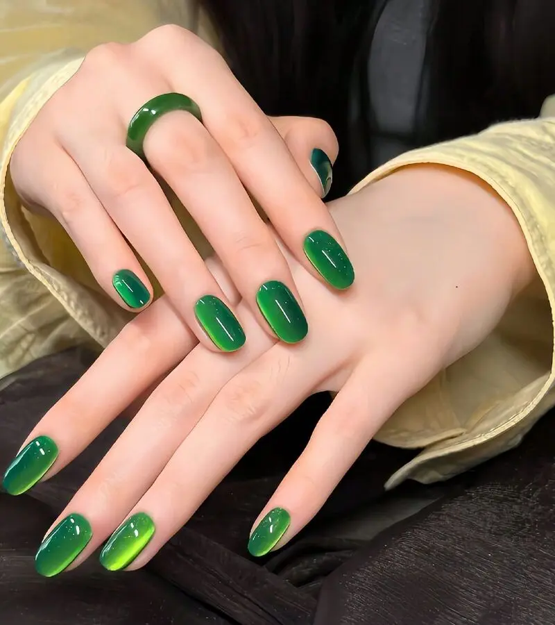 لاک ناخن ژل آیس سبز