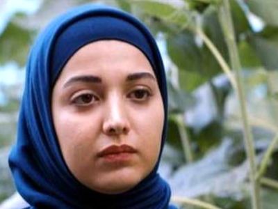 استایل مدلینگ روشنک گرامی با عینک دودی و کت چرمی / خانم بازیگر همگناه پلنگی پوش شد!