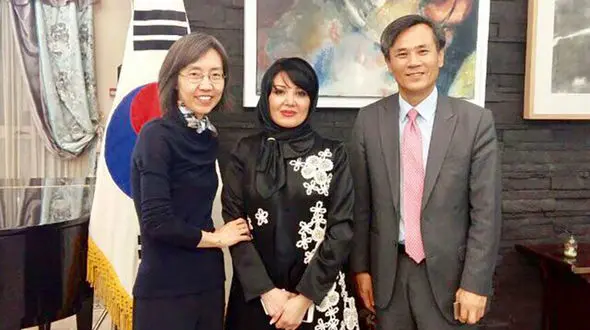 نمایشگاه نقاشی در منزل سفیر کره جنوبی