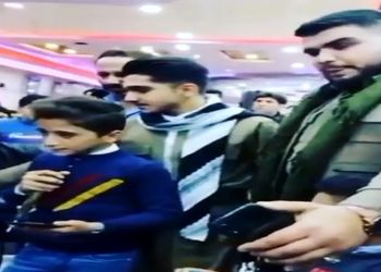 فیلم آواز محلی؛ پسربچه با صدای ملکوتی چنان کردی خوند همه بزرگان مجلس با افتخار نگاهش میکنن