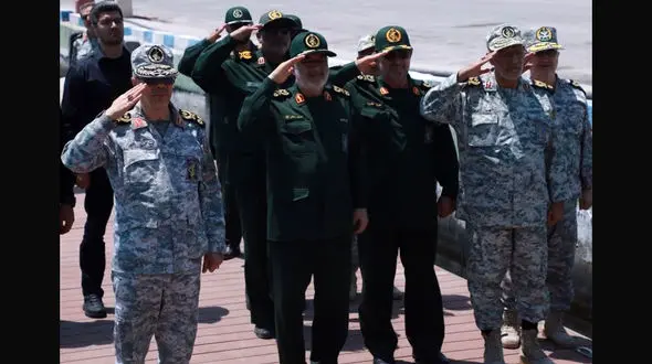 خط و نشان سرلشکر باقری برای دشمنان/ خطای محاسباتی ‌نکنید! 