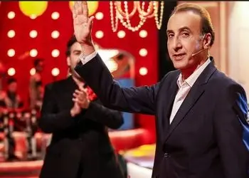 حیاتی : هنوز هم شب‌ها خواب گویندگی خبر را می‌بینم|  ...قرار است از زندگی‌ام فیلم بسازند  ... باور کنید ...