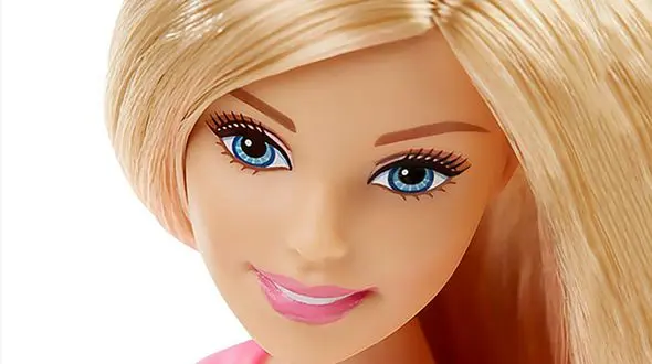 این خانم بازیگر معروف باربی واقعی شد / تا کنون ندیده اید!