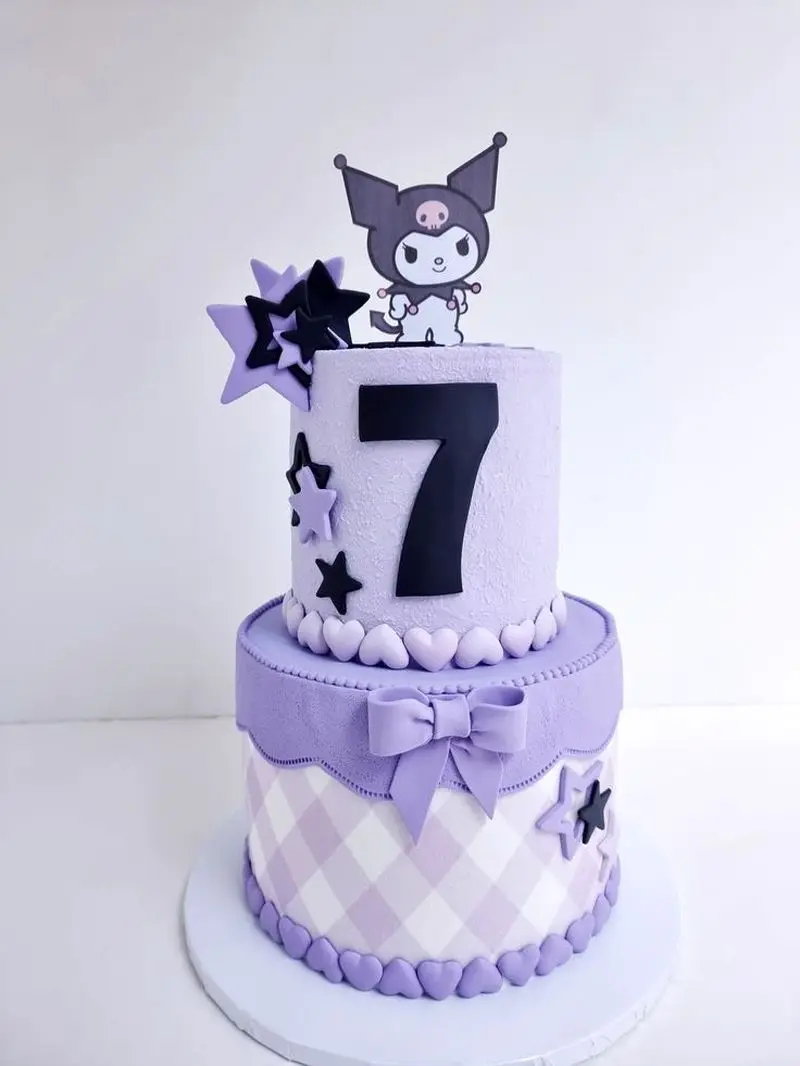 کیک تولد کرومی ساده