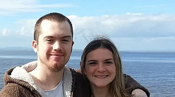 مرد دیوانه زنش را کشت و آتش زد + تصاویر