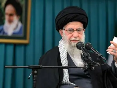 فیلم /  وقتی مثال خواستگاری رهبر انقلاب  پیچیده ترین معمای دیپلماسی قرن را حل کرد!