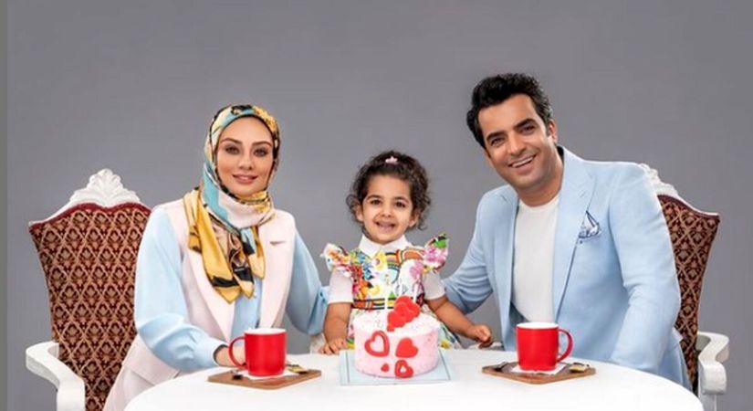 رونمایی یکتا ناصر از خواهر خوش انرژیش/ درست عین سیبی که از وسط نصف کردن + عکس