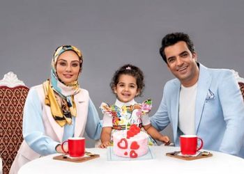 رونمایی یکتا ناصر از خواهر خوش انرژیش/ درست عین سیبی که از وسط نصف کردن + عکس
