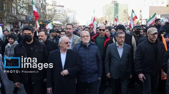 پزشکیان: ملت ایران با حضور مقتدرانه خود به طراحی‌های شوم دشمنان پاسخ کوبنده‌ای داد