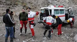سگ‌ های زنده‌یاب و غواص‌ها در کمین / جست‌وجوی نفس‌گیر در آبشار شِلا ادامه دارد
