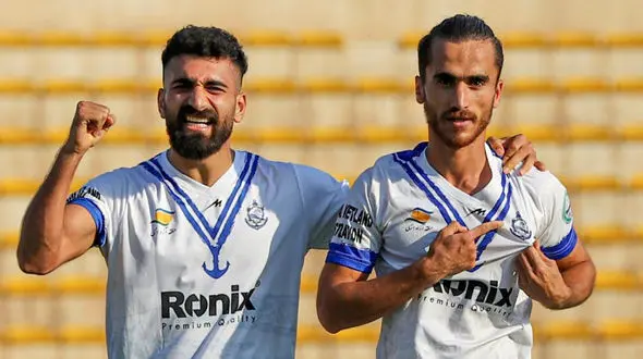  بازگیر: داور بازی با ذوب آهن ادای لول بالاها را در می‌آورد/ به خاطر «زارع» در ملوان ماندم