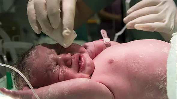 نجات جان یک نوزاد با ویرایش ژنِ شخصی‌سازی‌شده ../ جزییات شگفت انگیز از درمان نوین ویرایش ژنی