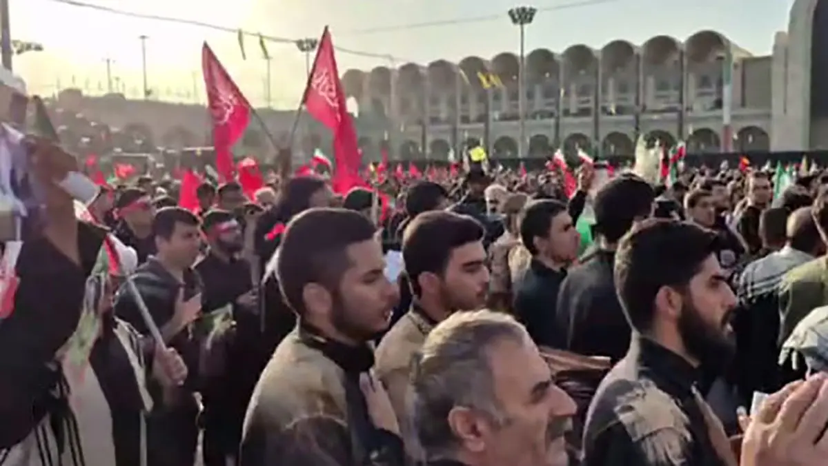 فیلم عزاداری مردم لرستان برای رهبر شهید ایران