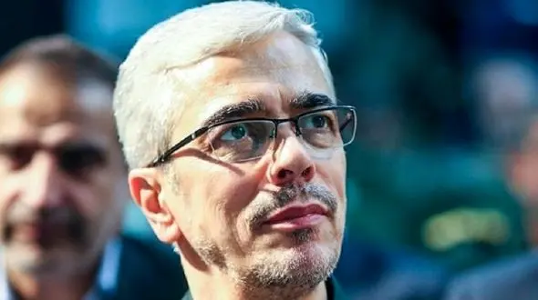 عکس؛ سفر در تاریخ؛ «سرلشکر باقری» در کنار همرزمان اش زیر یک درخت؛ دهه 60