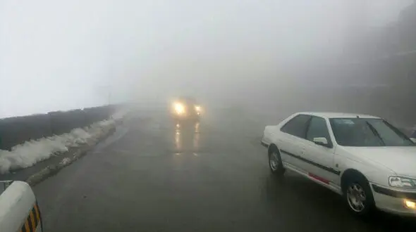 تصادف زنجیره ای 8 خودرو در همدان