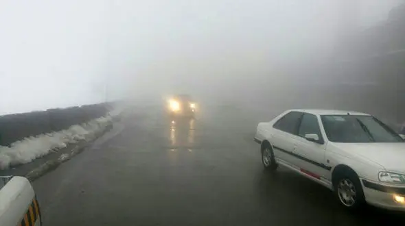 تصادف زنجیره ای 8 خودرو در همدان