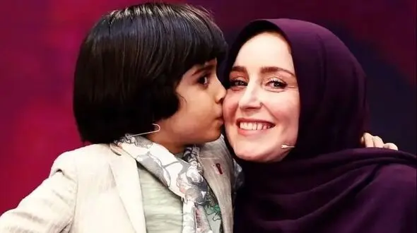 فیلم/ شیرین زبونی رایان سرلک تو بچگیش با علی ضیا که صامتی دلش براش غنج رفت