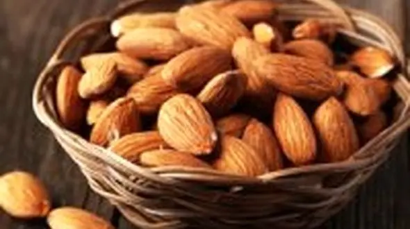 معجزه با 15 بادام در روز