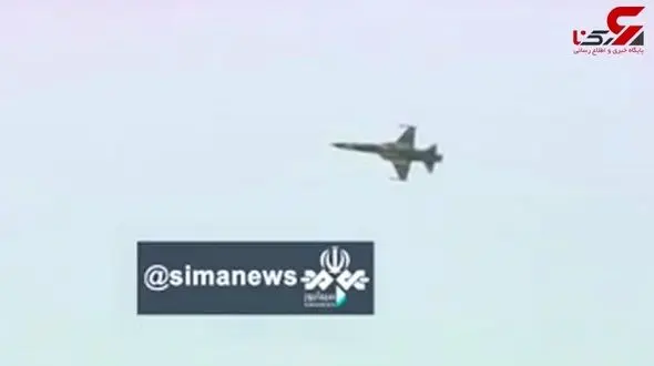 نخستین مانورجنگنده ایرانی کوثر بر فراز میدان آزادی تهران+فیلم