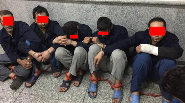 
سمانه در خانه بود که 2 مرد نقابدار وارد شدند و ..!/ این ماجرا پشت پرده کثیفی داشت + عکس