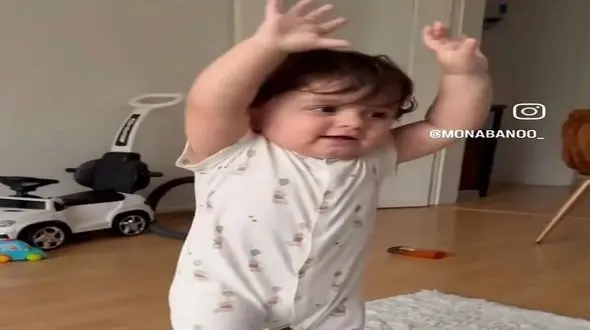 فیلم/ آواز محلی؛ فلفل نبین چه ریزه بشکن ببین چه تیزه بچه فندق جوری آذری رقصید میخوای بخوریش