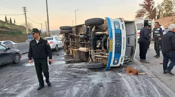 تصادف خونین در جاده ارومیه به سلماس / مصدومان با عجله به بیمارستان منتقل شدند!