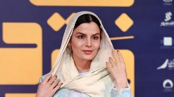 درخشش بی نظیر تیپ و استایل شیک بازیگران در «اکران خصوصی فیلم بچه مردم»/ غزاله اکرمی، آزاده صمدی، زهرا داوود نژاد، نجم الدین شریعتی، کیوان ساکت اف و دیگر بازیگران