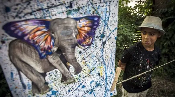  «پیکاسو»ی افغان،قهرمان شد