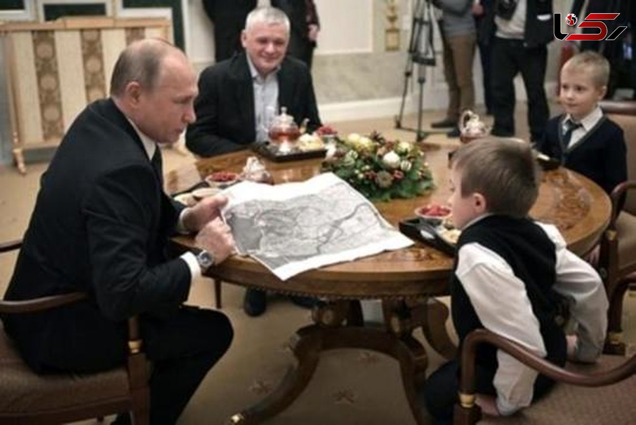 پوتین آرزوی کودک بیمار را برآورده کرد +تصاویر
