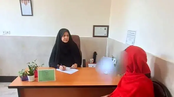 روانشناختی از دختر نوجوانی که در مسیر مدرسه دل به یک جوان بست / وقتی او را با دختر دیگر دیدم همه چیز را باختم!