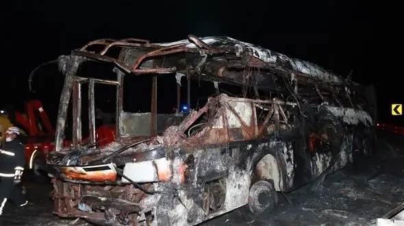 14 کشته درتصادف اتوبوس در اکوادور+عکس