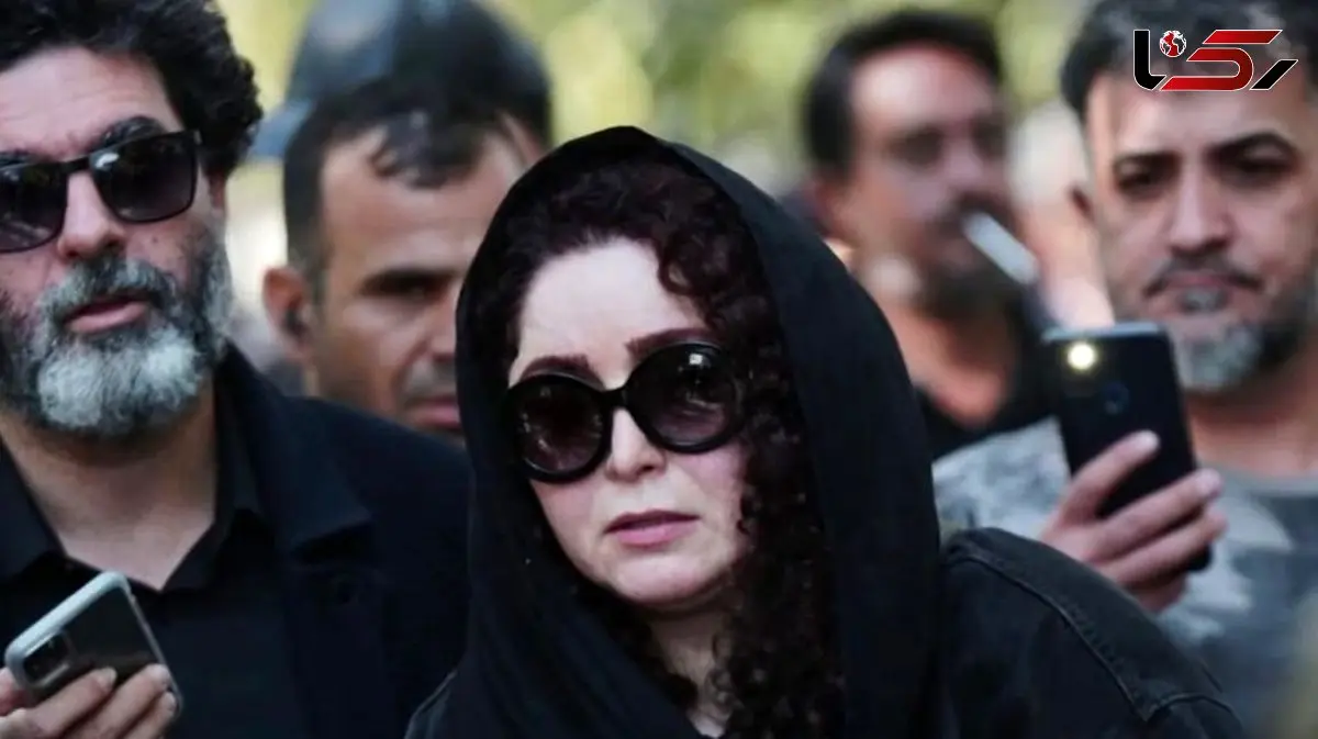 فیلم / حضور چشمگیر بازیگران در مراسم ختم مادر ژاله صامتی  / تیپ و استایل بیتا سحرخیز، ، گیتی قاسمی و.../ چهره تکیده خانم بازیگر خوش خنده ...