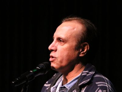 صحبت های جنجالی علی فروتن عمو فیتیله‌ای ها  وایرال شد/ انقدر در طول روز قضاوت میشیم که تا آخر شب 7 بار از خودمون شکایت میکنیم!! + ویدیو